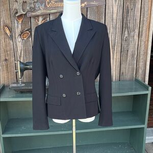 Josephine Chaus size 10P black tailored blazer